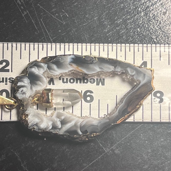 Agate Geode Slice and Quartz Crystal Necklace with Gold Chain Unique Necklace - Picture 6 of 8